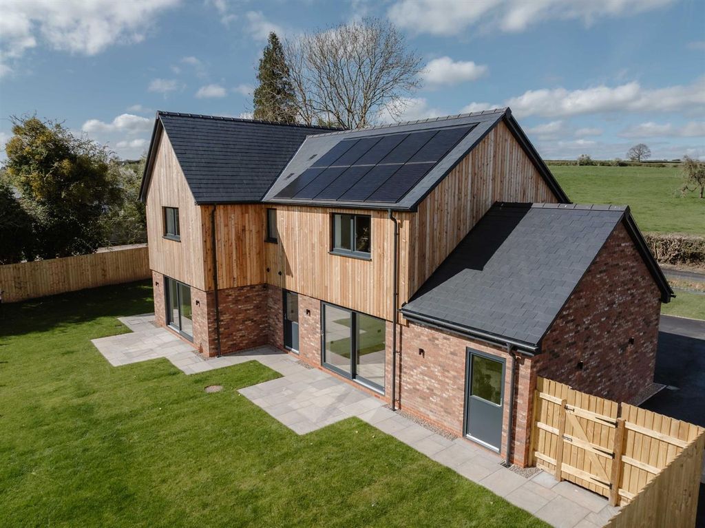 Additional image 32 of 4 bed property for saleColdwells Road, Holmer, Hereford HR1