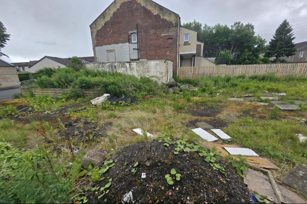 Property photo 3 of 9