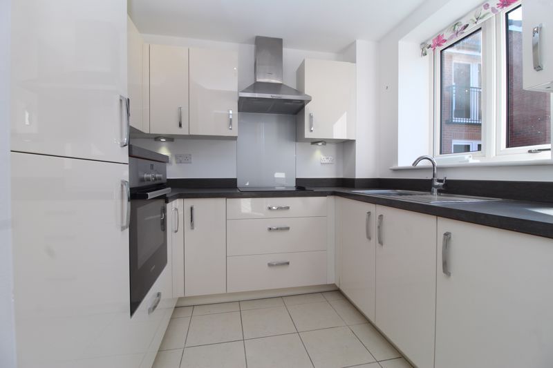 Property photo 2 of 13 Kitchen