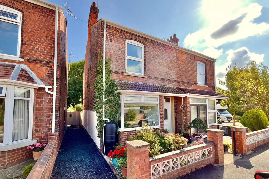Property photo 1 of 16 1