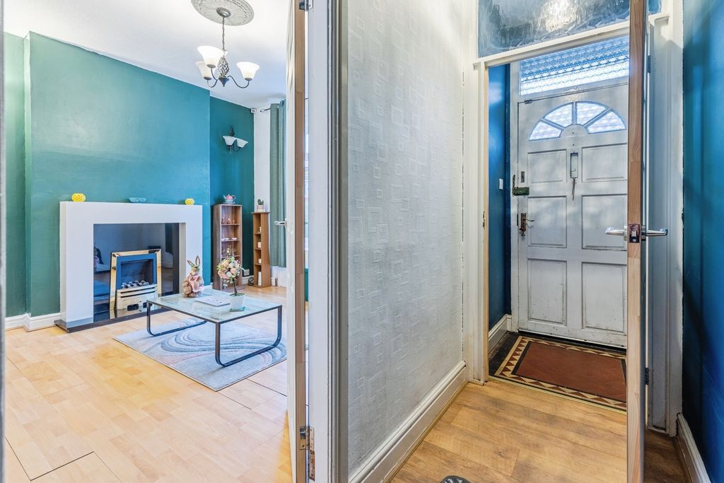 Property photo 3 of 14 Pbox-Img.Jpg