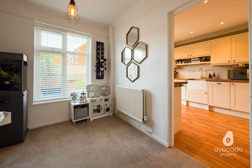 Property photo 3 of 26 5315504