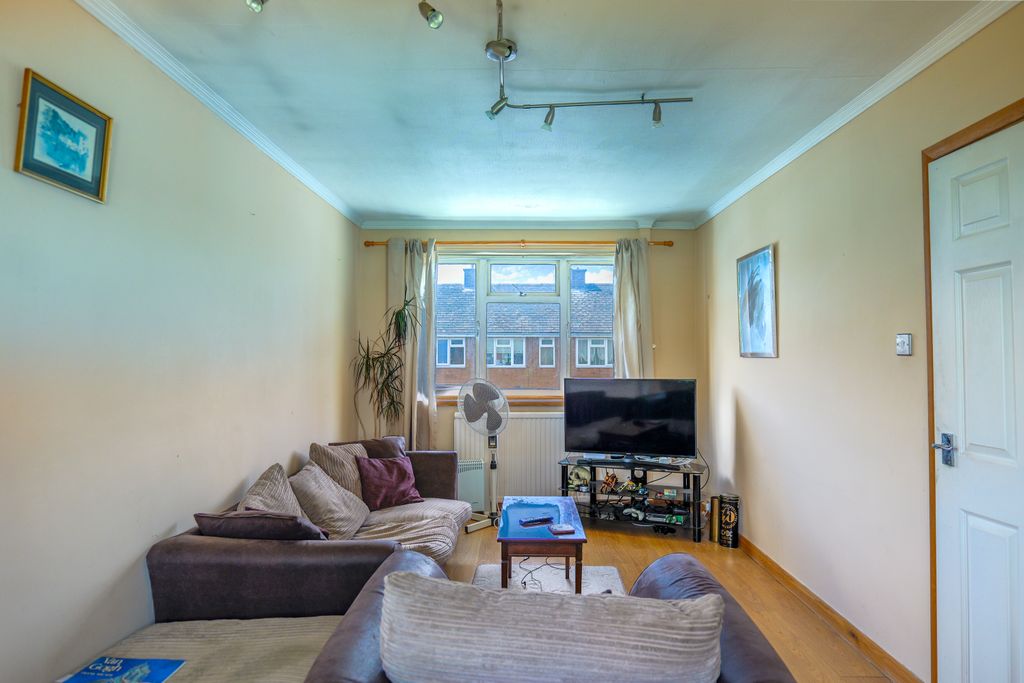 Property photo 1 of 19