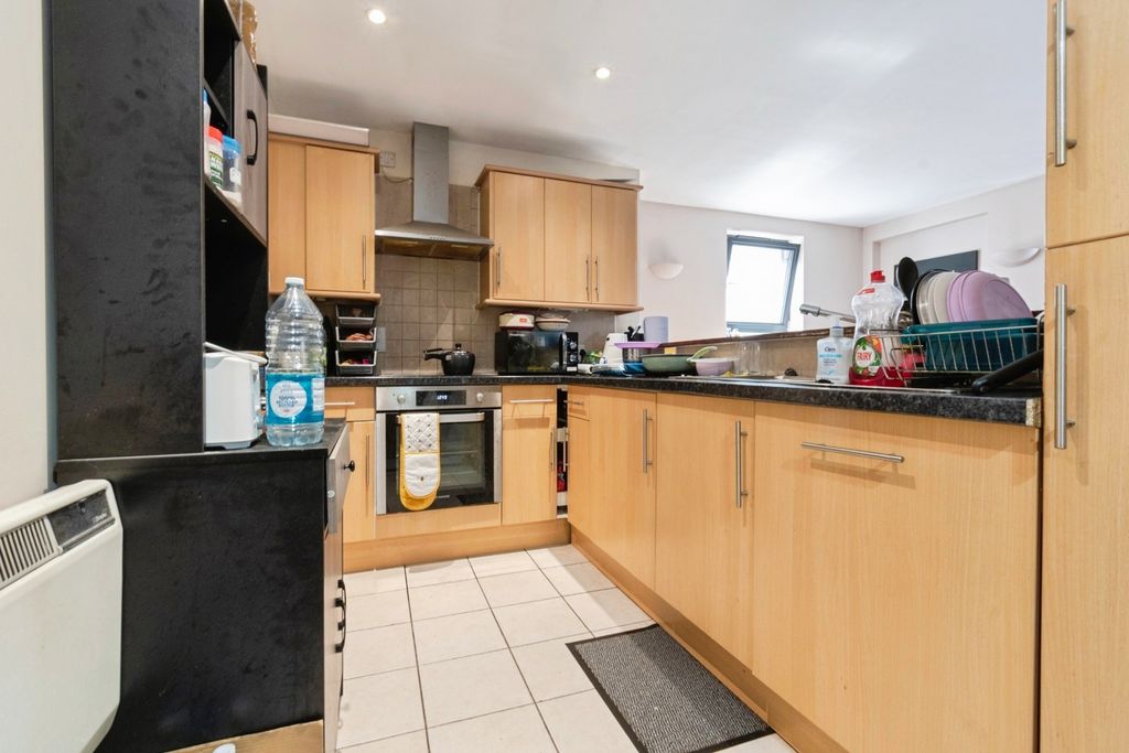 Property photo 2 of 13 Photo
