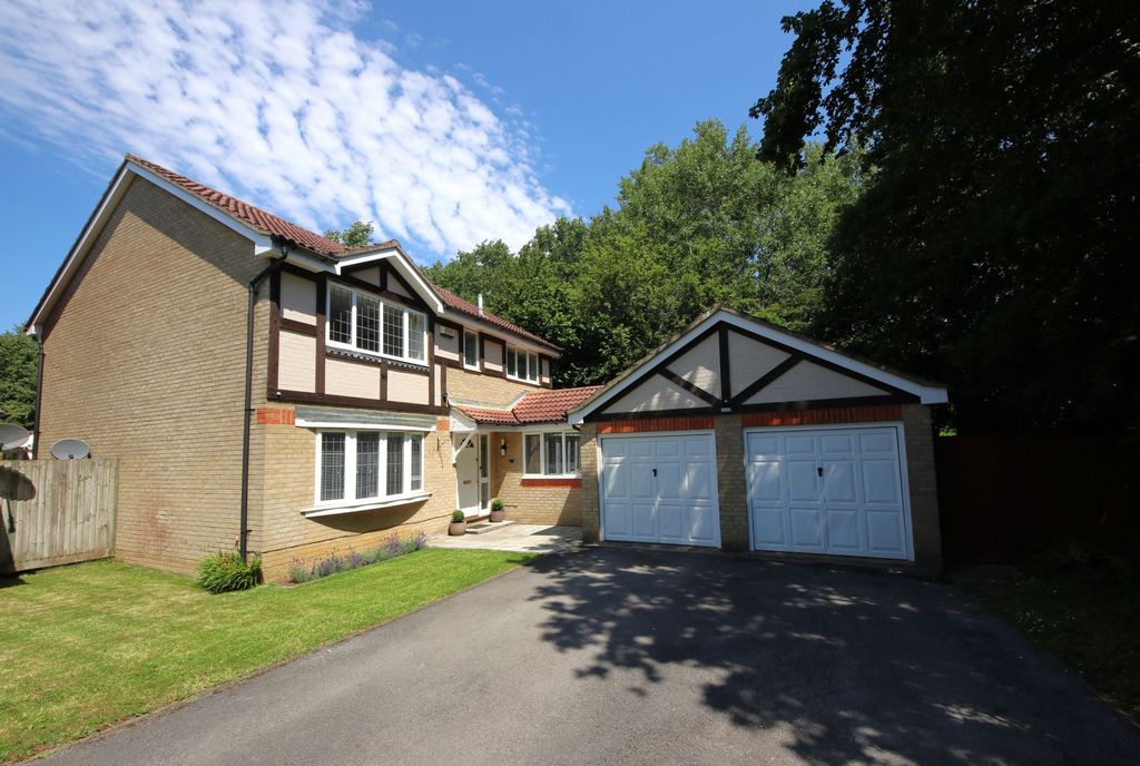 Property photo 1 of 22