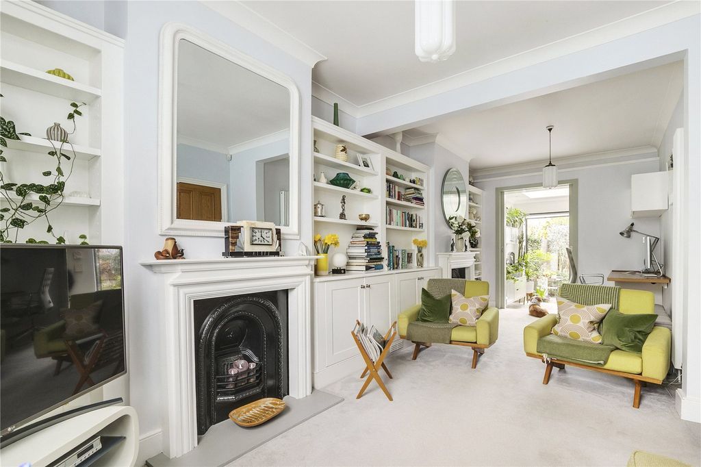 Property photo 3 of 13 Reception Room