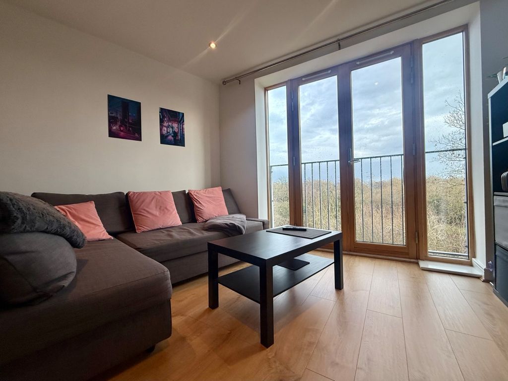 Property photo 2 of 9 Picture No. 03