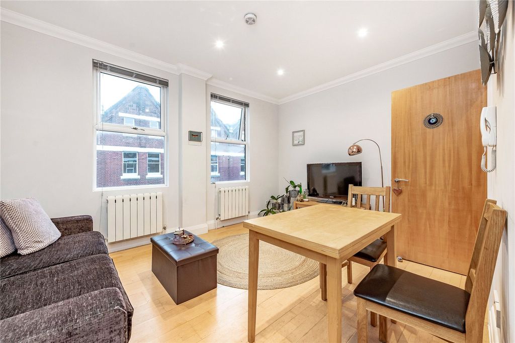 Property photo 2 of 5 Picture No. 02