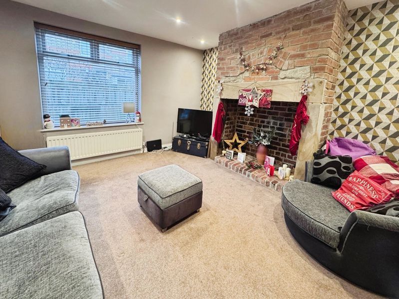 Property photo 2 of 6 Photo 6