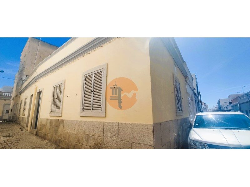 Property photo 1 of 25