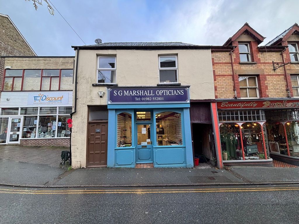 Property photo 1 of 6