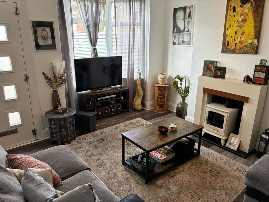 Property photo 3 of 16