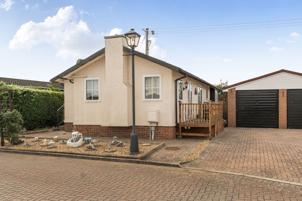 Property photo 1 of 19