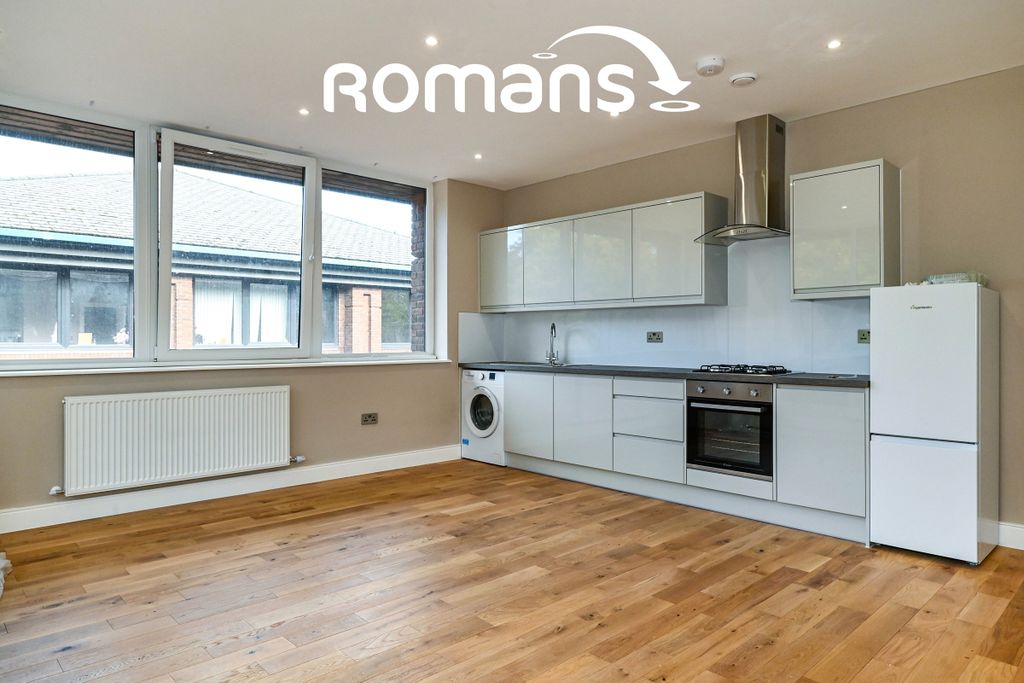 Property photo 2 of 7 84Fc64E6-214E-Ed11-B