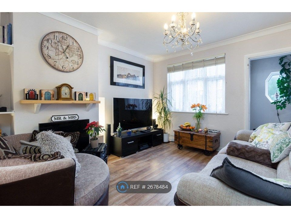 Property photo 3 of 13 Lounge1 - Sample Dressed