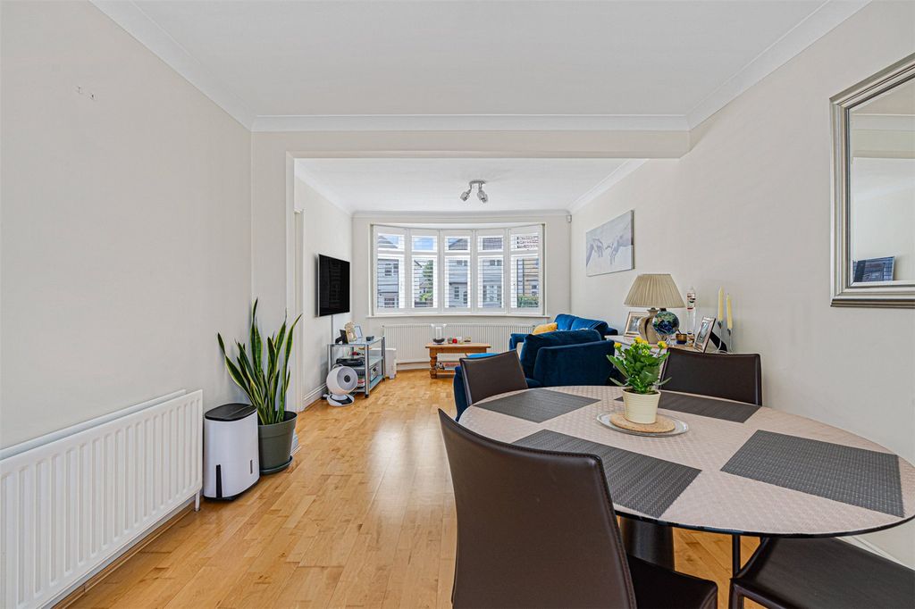 Property photo 3 of 13 Picture No. 07