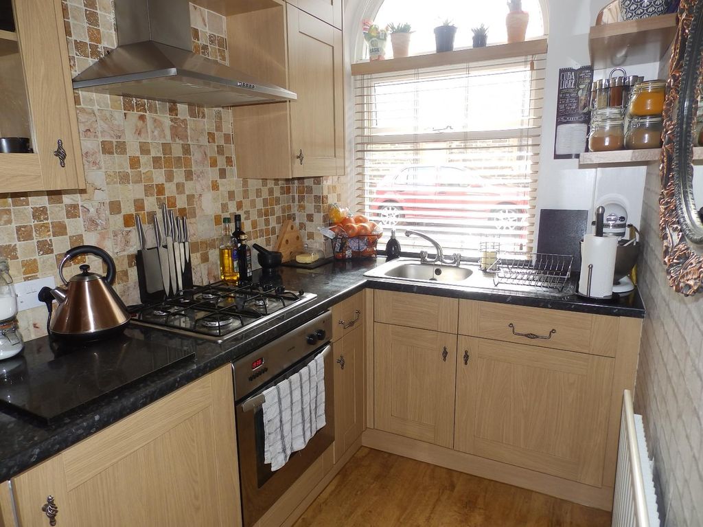 Property photo 2 of 9 0 General