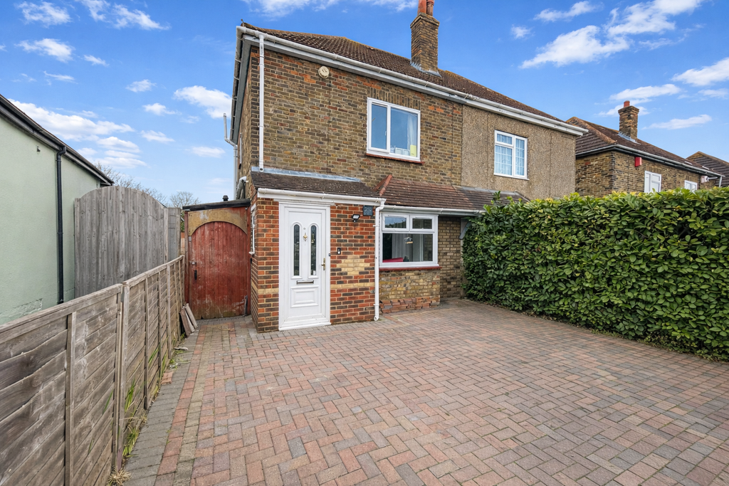 Property photo 1 of 11