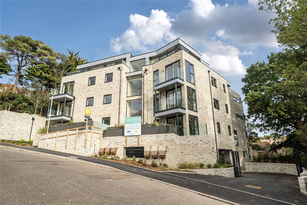 Property photo 1 of 7 Picture No. 09