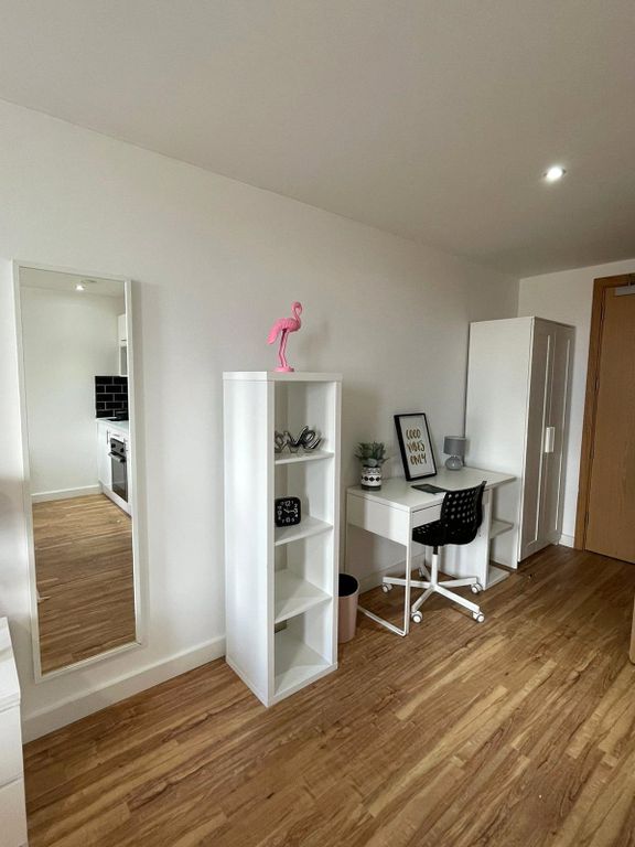 Property photo 3 of 4 Picture No. 15