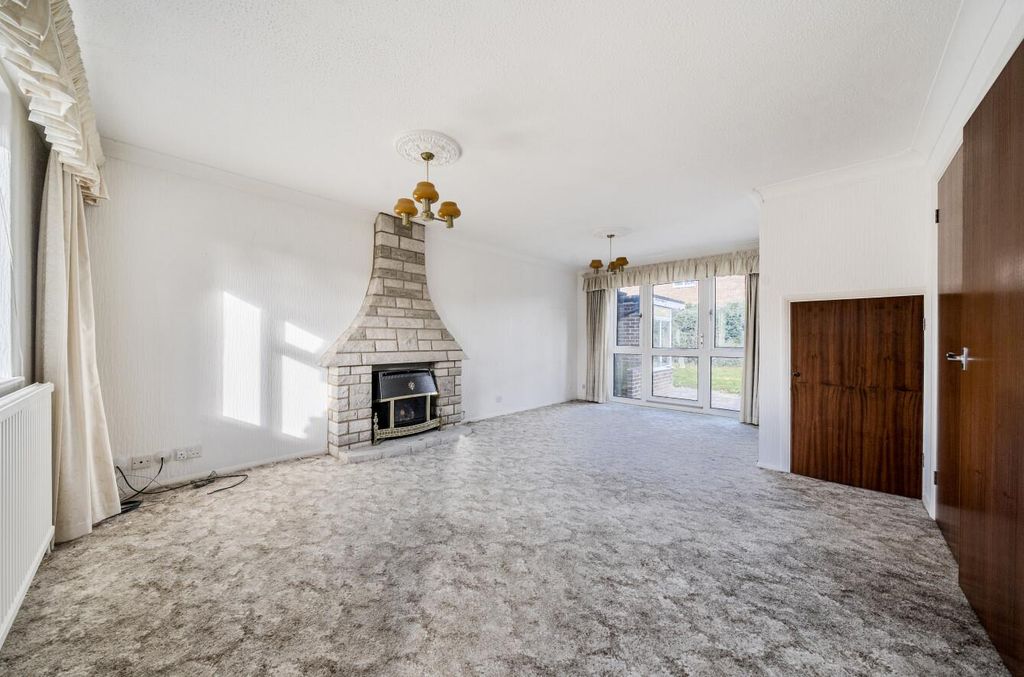 Property photo 2 of 17 1371448-10-68Fb8F5Cf01Ed.Jpg