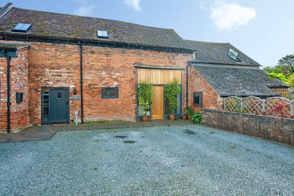 Property photo 2 of 31 Oldcliffesbarn-32.Jpg