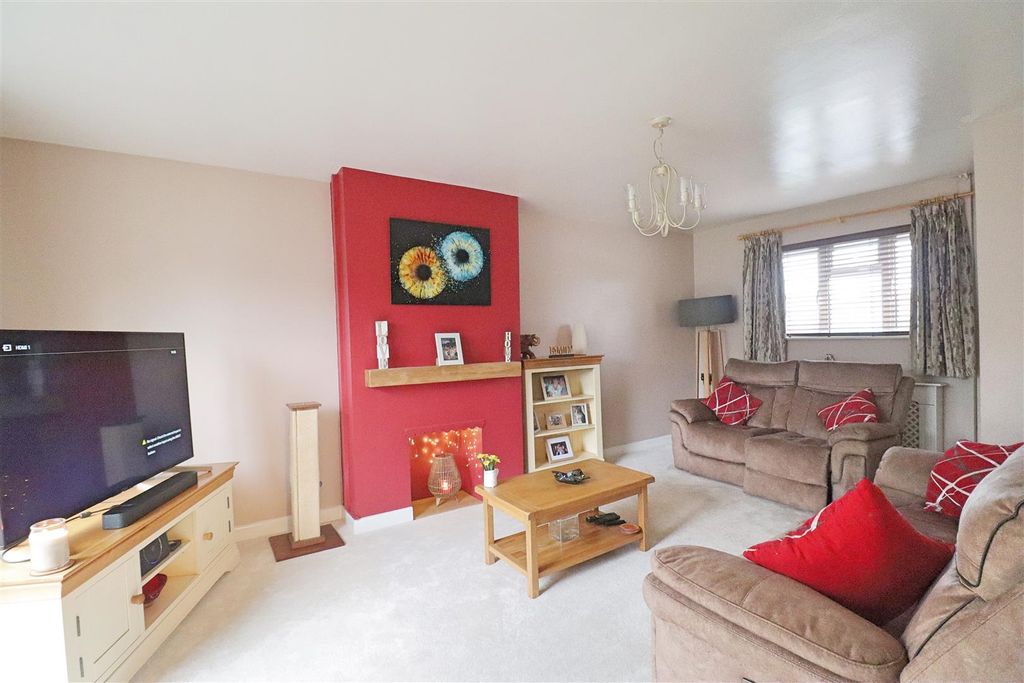 Property photo 2 of 15 Img_3121.Jpg