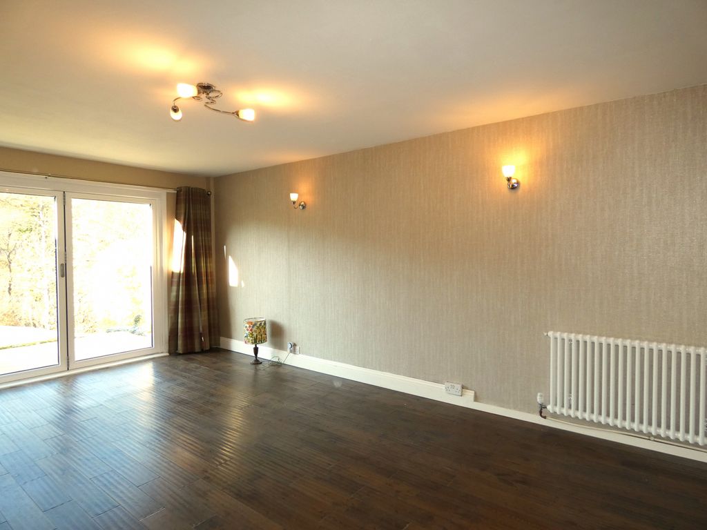 Property photo 3 of 11 Gallery
