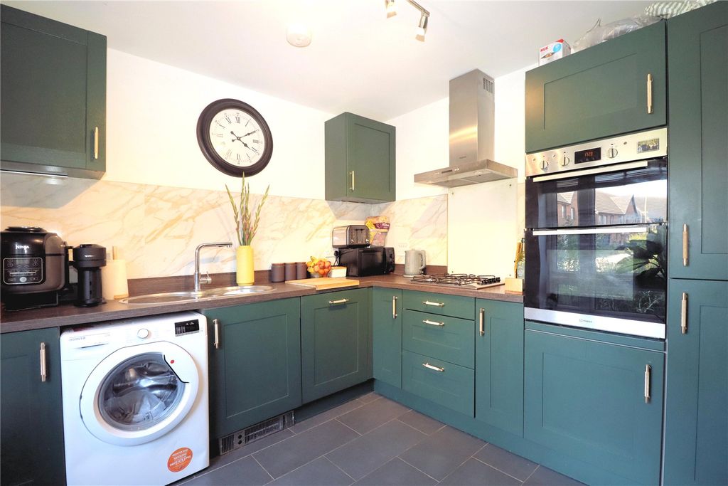 Property photo 3 of 14 Picture No. 05