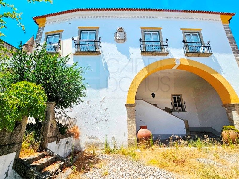Property photo 1 of 86