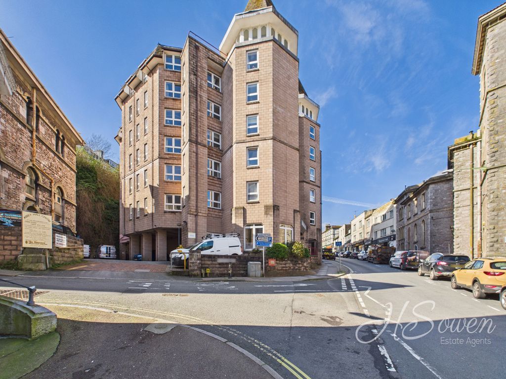 Property photo 2 of 11 Photo 1