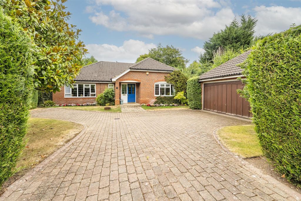 Property photo 1 of 12 1A-Wheatfield-01.Jpg
