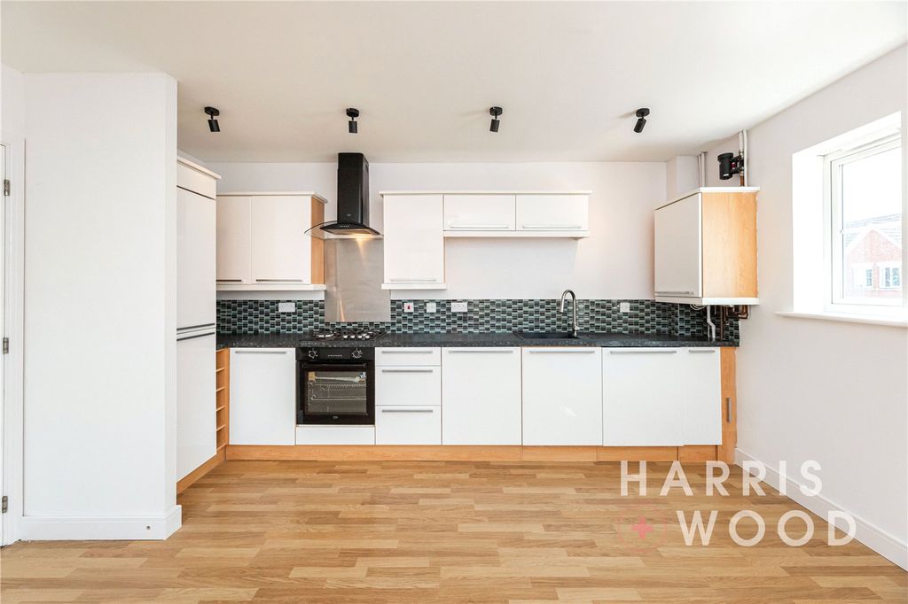 Property photo 3 of 17 Picture No. 06