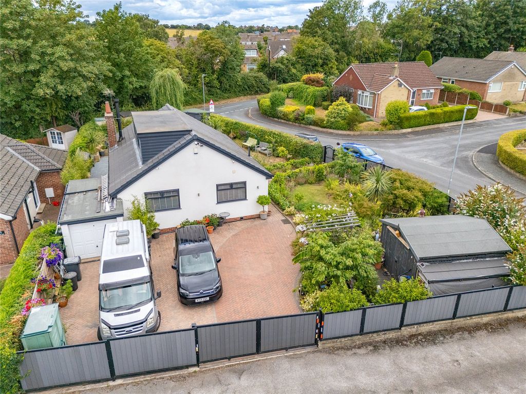 Property photo 1 of 38 Picture No. 64