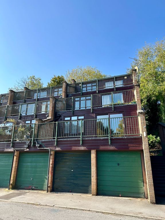Property photo 3 of 10