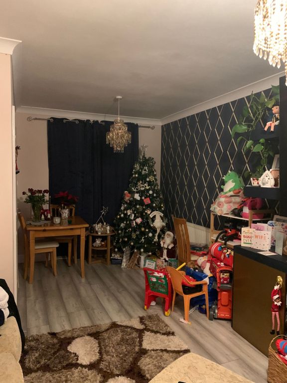 Property photo 1 of 4 Two Bedroom Terraced House To Rent