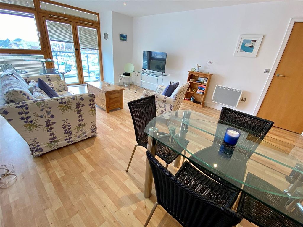 Property photo 3 of 12 Palomasr.Jpg