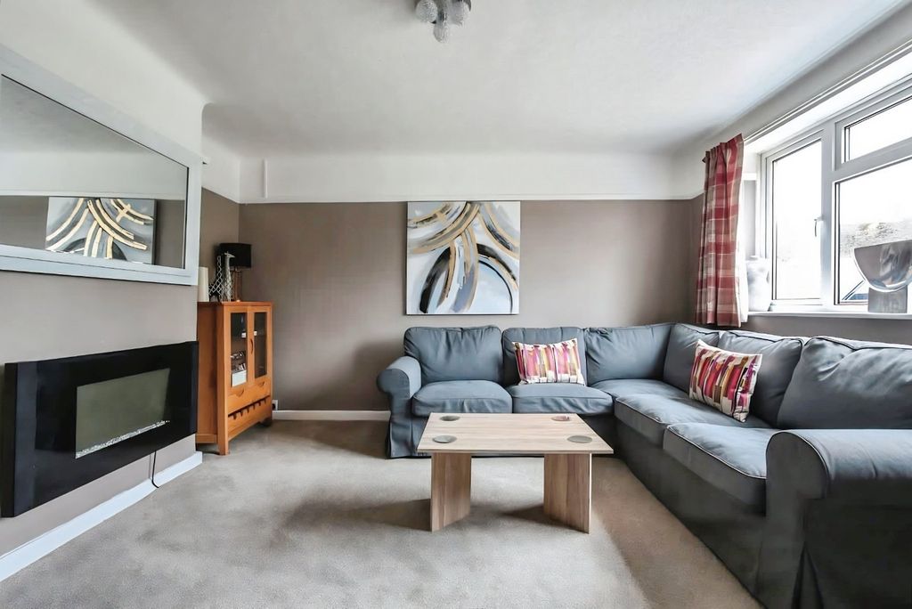 Additional image 9 of 3 bed semi-detached house to rentGreenfields, Upton, Chester, Cheshire CH2