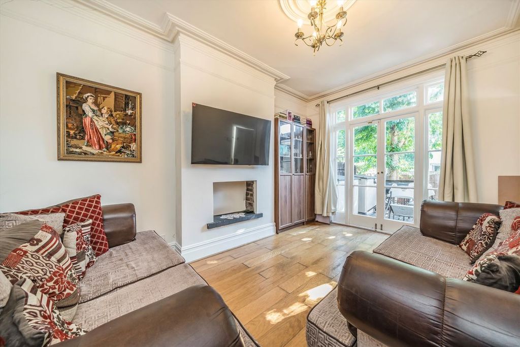 Property photo 2 of 4