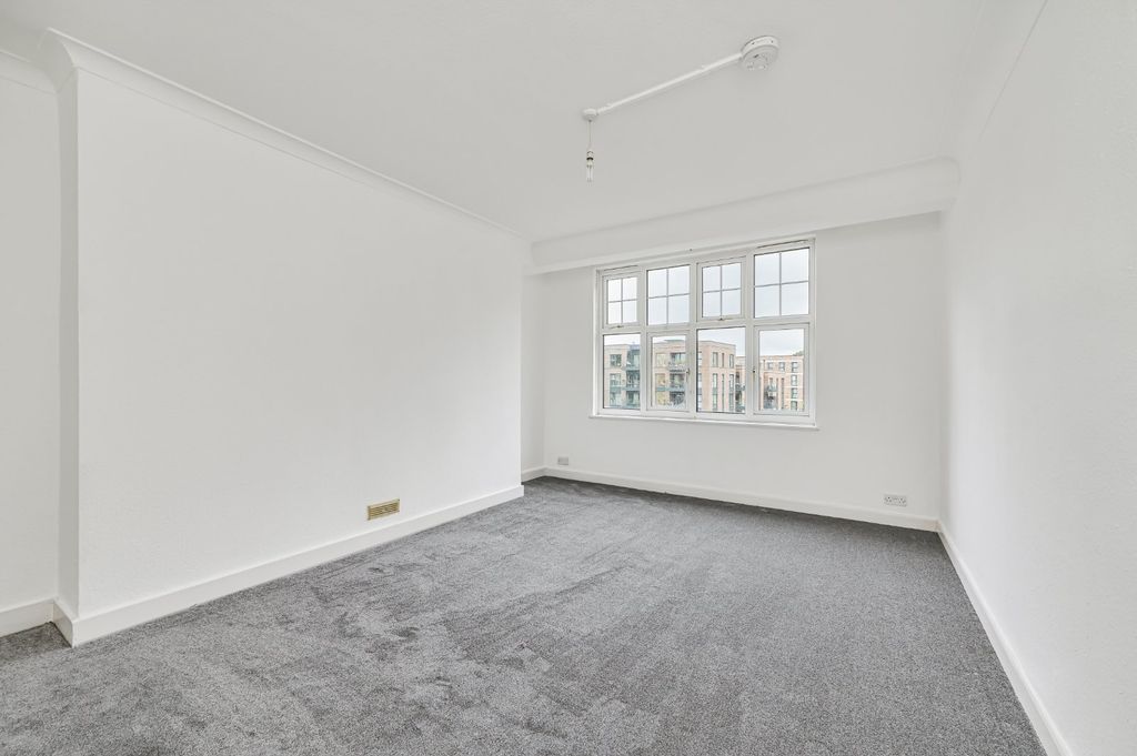 Property photo 1 of 13 Picture No. 24