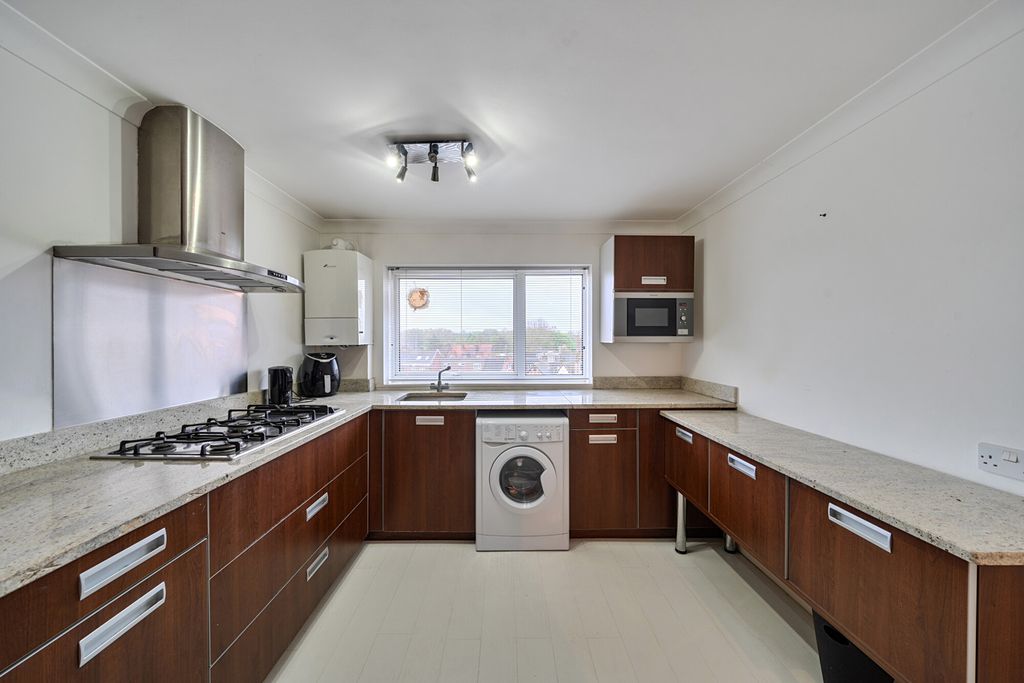 Property photo 2 of 15 1447707-5-69E0A27...