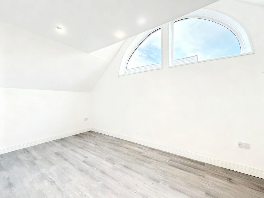 Property photo 3 of 5 Whatsapp Image 2026-03-18 At 12.04.08.Jpeg