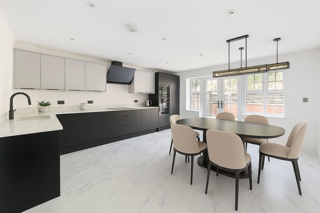 Property photo 3 of 10 Picture No. 34