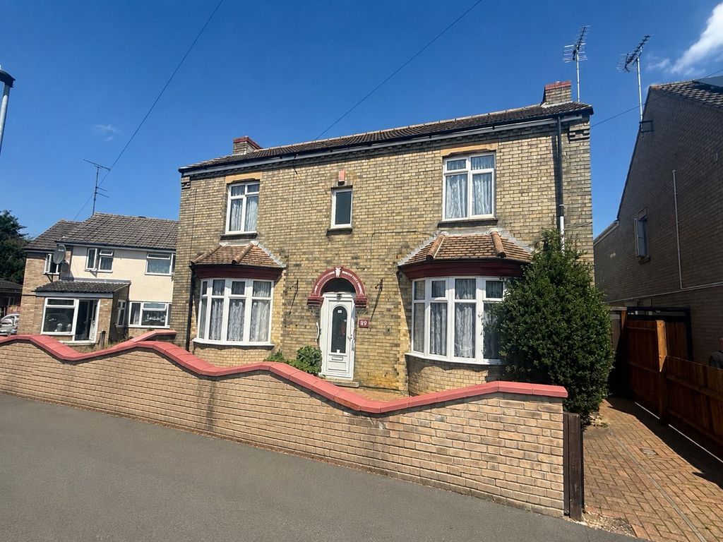 Property photo 1 of 1