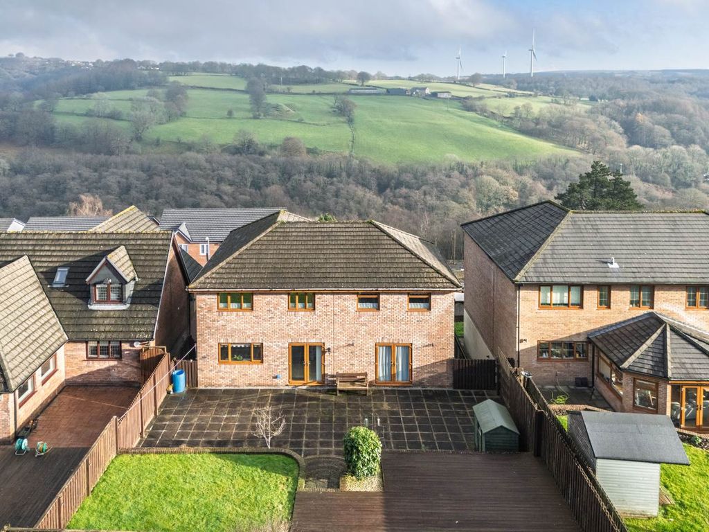 Property photo 2 of 20 Drone-04