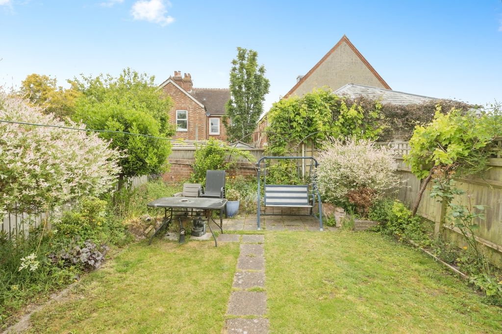 Property photo 2 of 16 Photo