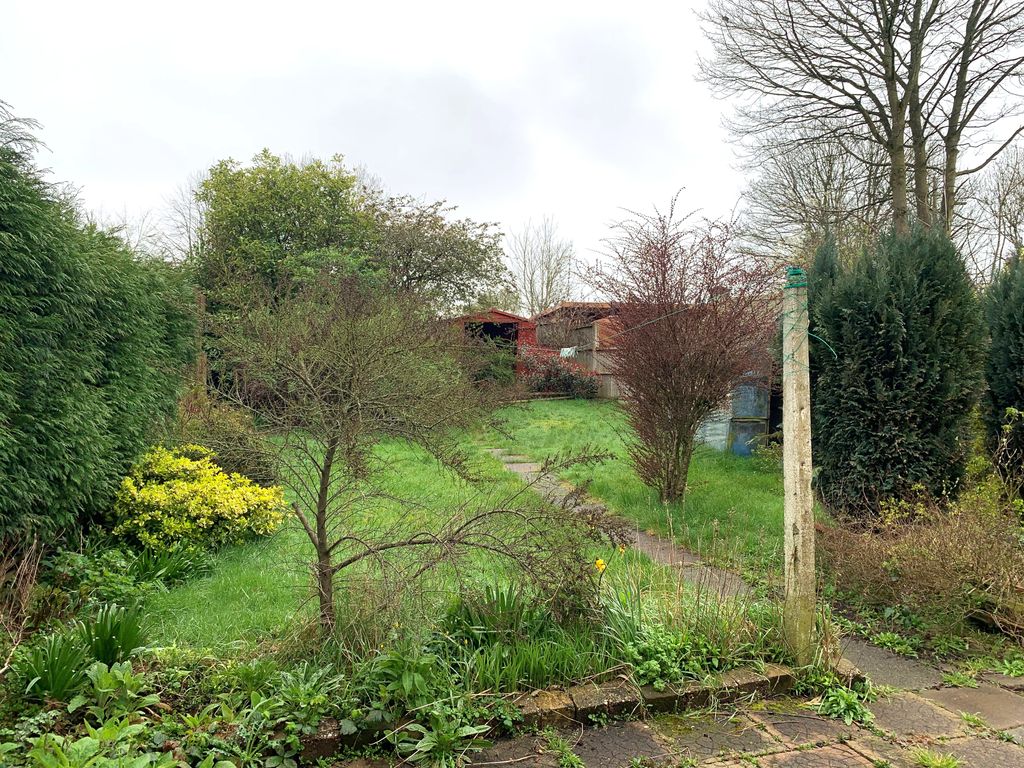 Property photo 2 of 10 T2