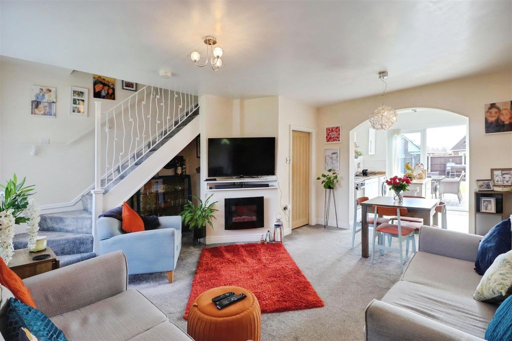 Property photo 2 of 24 9614Df64-Img_1271-Img_1273.Jpg