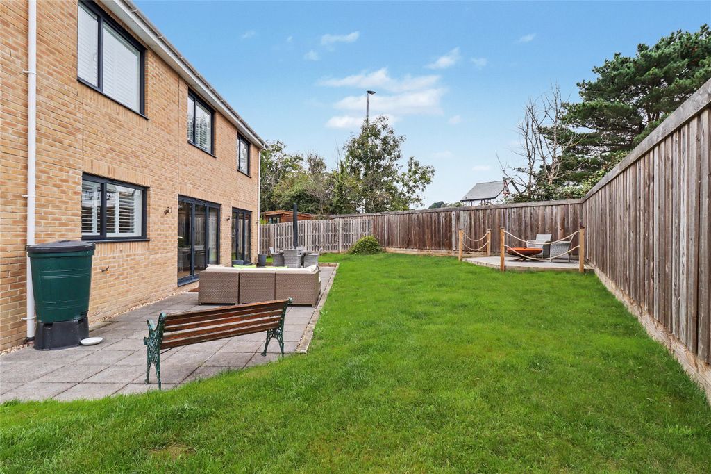 Property photo 3 of 24 Picture No. 07