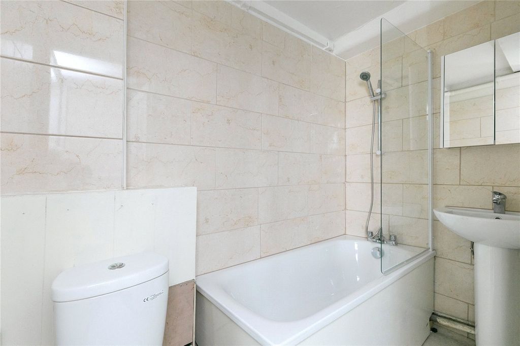 Property photo 2 of 4